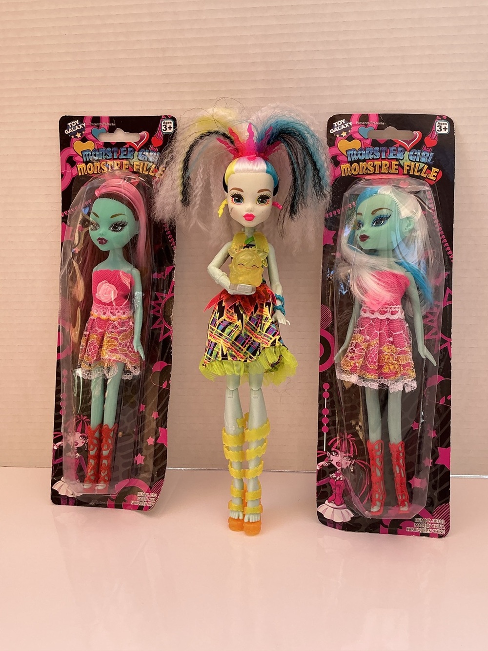 MONSTER HIGH FRANKIE STEIN DOLL